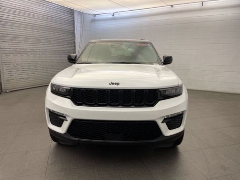 New 2025 Jeep Grand Cherokee Limited AWD/4WD image 6
