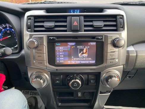 Used 2014 Toyota 4Runner SR5 image 15