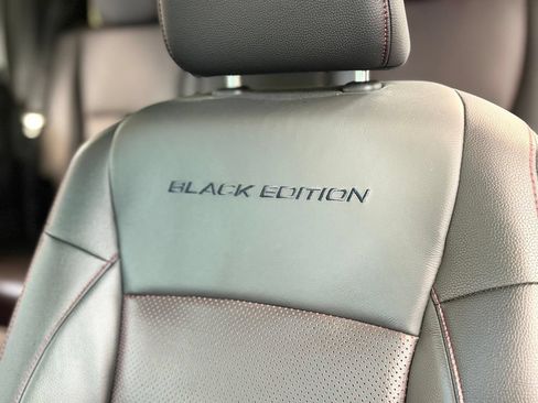 Used 2025 Honda Ridgeline Black Edition image 19