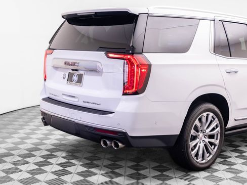 Used 2024 GMC Yukon Denali w/ Denali Reserve Package AWD/4WD image 42