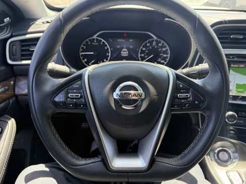Used 2018 Nissan Maxima Platinum FWD image 17