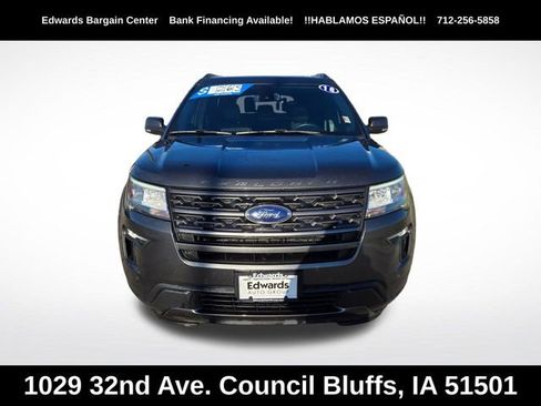 Used 2018 Ford Explorer XLT w/ Equipment Group 202A image 8