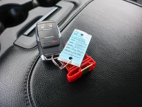 Used 2022 RAM 2500 Big Horn image 24