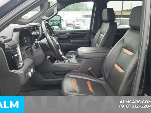 Used 2024 GMC Sierra 2500 AT4 AWD/4WD image 15