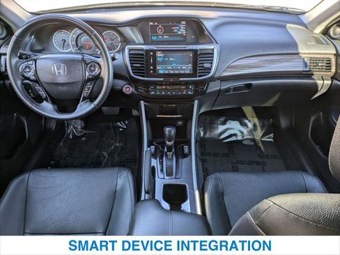 Used 2016 Honda Accord Touring image 21