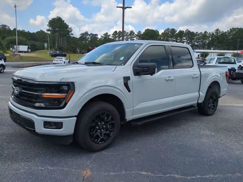 Used 2024 Ford F150 XLT w/ Equipment Group 302A MID image 8