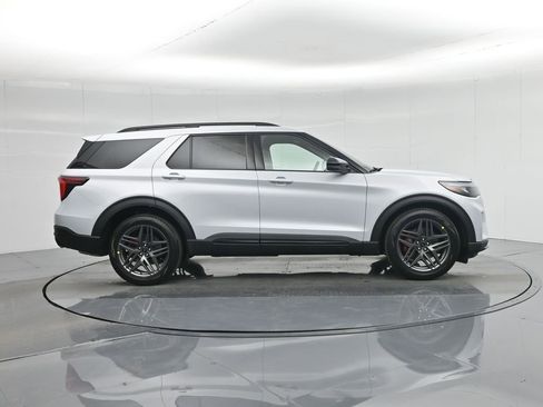 New 2026 Ford Explorer ST w/ Sun And Sound Package image 28