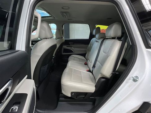 Used 2020 Kia Telluride EX w/ Towing Package FWD image 25