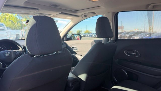 Used 2022 Honda HR-V EX image 10