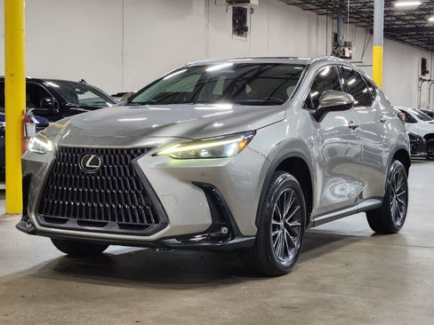 Used 2022 Lexus NX 250 FWD w/ Premium Package image 5