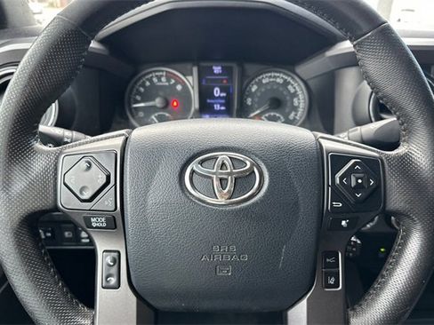 Used 2020 Toyota Tacoma TRD Off-Road image 26