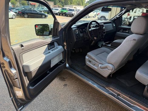 Used 2013 Ford F150 XLT w/ Luxury Equipment Group AWD/4WD image 7