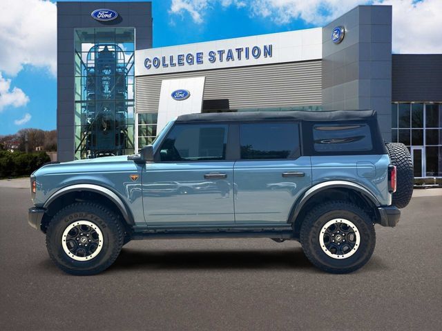 Used 2023 Ford Bronco Badlands w/ Sasquatch Package AWD/4WD image 3