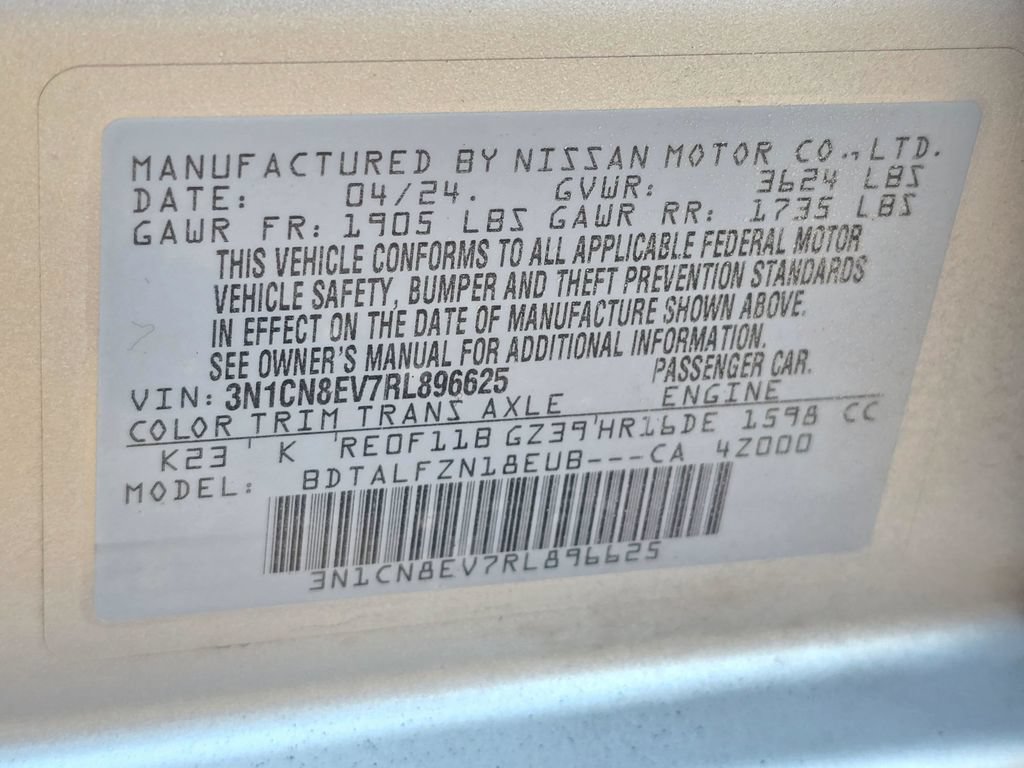 Used 2024 Nissan Versa SV FWD image 32