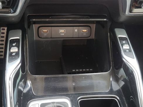 Used 2021 Kia Sorento SX Prestige image 28