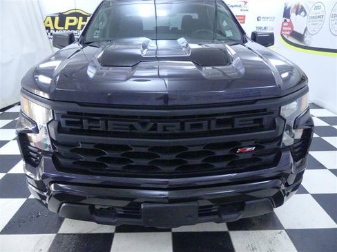 Used 2022 Chevrolet Silverado 1500 Custom Trail Boss w/ LPO, Dark Essentials Package image 31