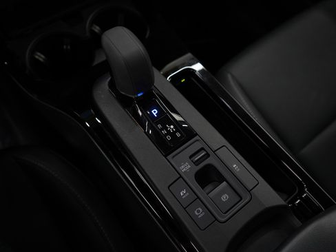 Used 2025 Toyota Prius Limited w/ Limited Premium Package image 22