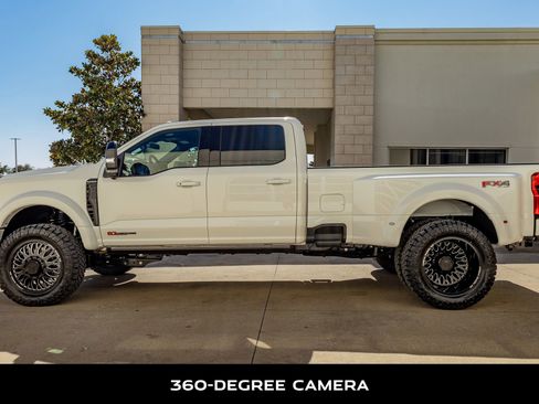 Used 2026 Ford F450 Platinum w/ FX4 Off-Road Package image 6