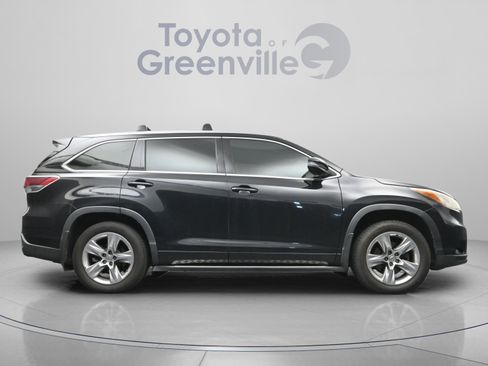 Used 2015 Toyota Highlander Limited Platinum image 18