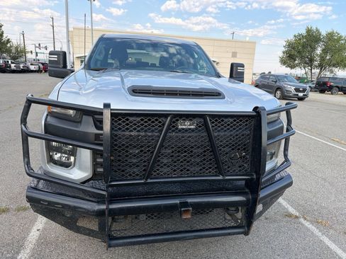 Used 2022 Chevrolet Silverado 2500 W/T w/ WT Convenience Package AWD/4WD image 3