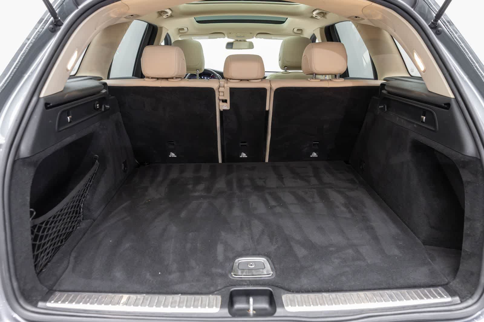 Used 2018 Mercedes-Benz GLC 300 4MATIC image 18