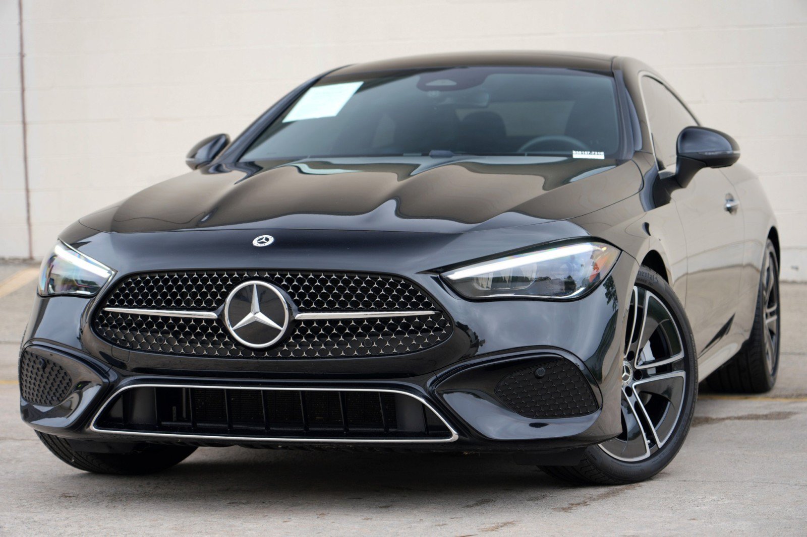 Used 2024 Mercedes-Benz CLE 300 4MATIC Coupe image 3