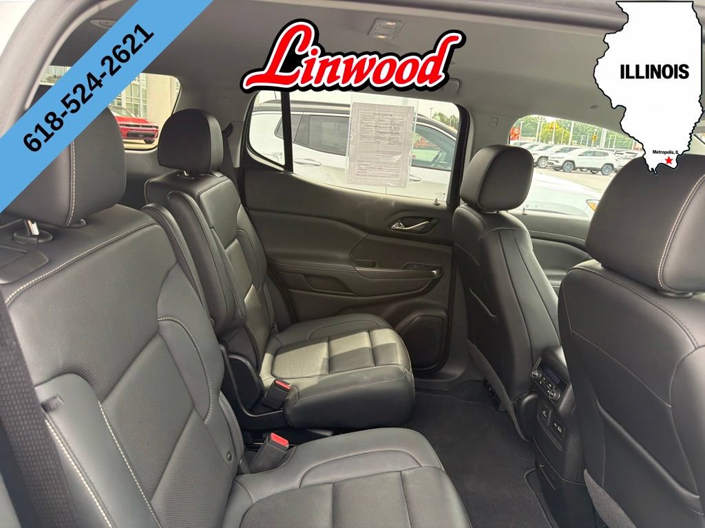 Used 2023 GMC Acadia SLT w/ Preferred Package FWD image 9