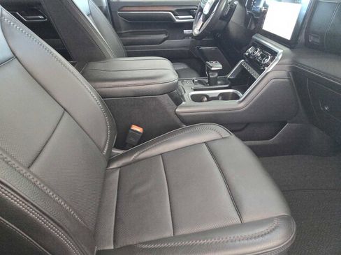 Certified 2024 GMC Sierra 1500 Denali image 14