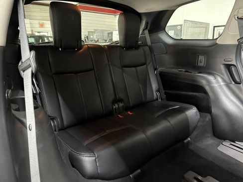 Used 2020 Nissan Pathfinder SL AWD/4WD image 15