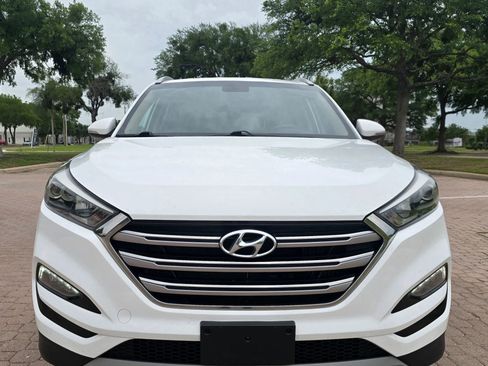 Used 2017 Hyundai Tucson Limited w/ Cargo Package FWD image 2