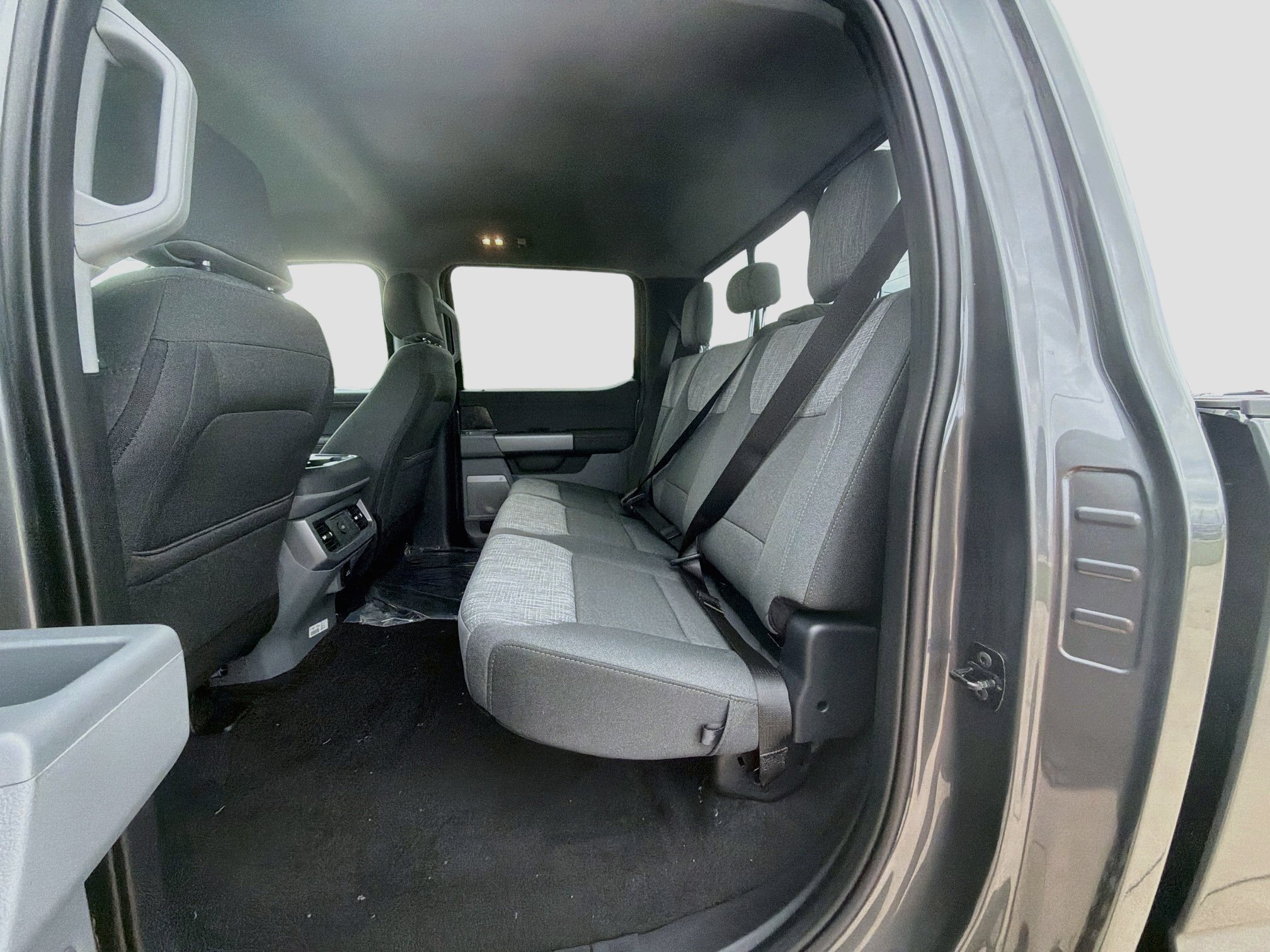 New 2027 Ford F250 XLT w/ XLT Premium Package AWD/4WD image 17