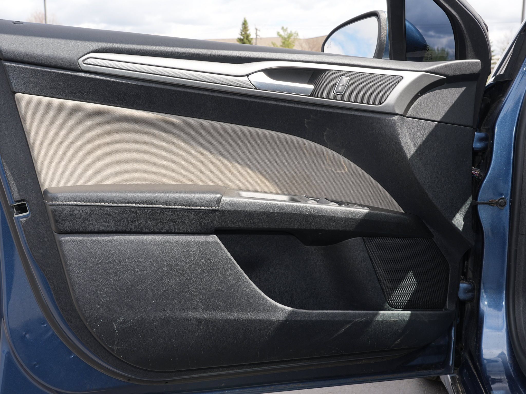 Used 2019 Ford Fusion S FWD image 14