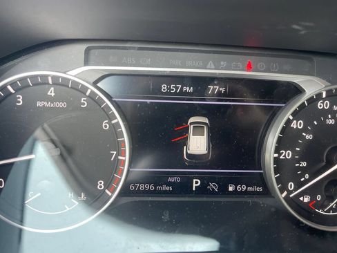 Used 2024 Nissan Pathfinder Rock Creek AWD/4WD image 19