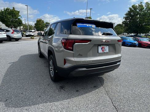 Used 2025 GMC Terrain Elevation AWD/4WD image 6