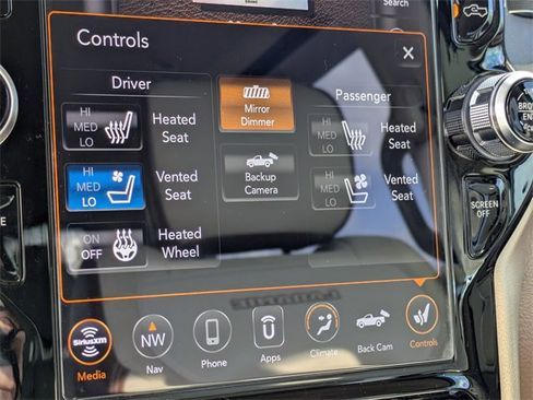 Used 2019 RAM 1500 Laramie image 28