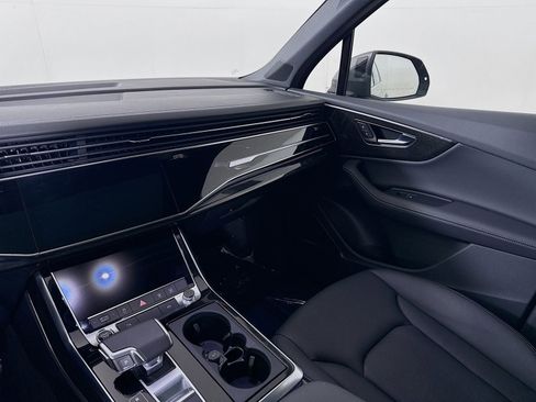 Certified 2025 Audi Q7 3.0T Premium Plus w/ Premium Plus Package image 24