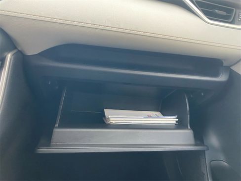 Used 2021 Toyota RAV4 XLE image 25