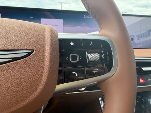 New 2026 Genesis GV70 2.5T Advanced AWD/4WD image 28