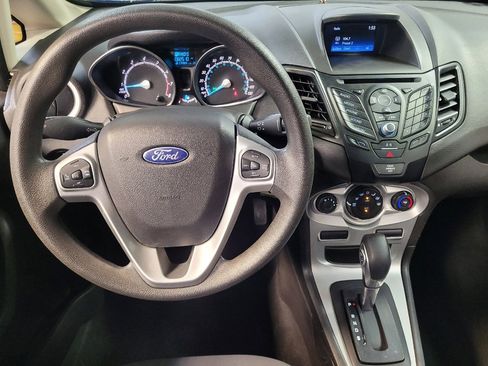 Used 2019 Ford Fiesta SE image 22