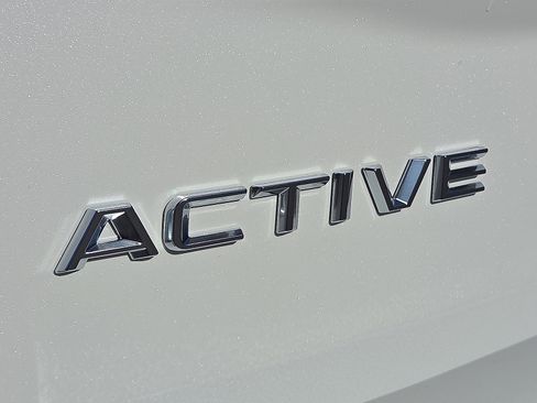 New 2025 Ford Expedition Active image 8
