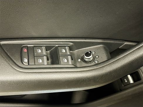 Used 2019 Audi A4 2.0T Premium w/ Convenience Package image 19