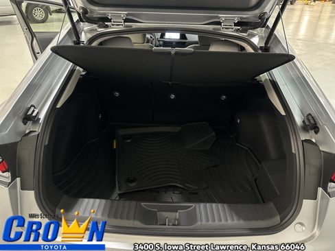 New 2026 Toyota Prius LE image 12