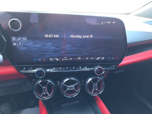 Used 2024 Chevrolet Blazer EV RS AWD/4WD image 4