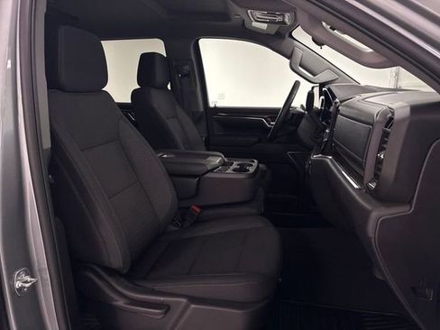 Used 2025 Chevrolet Silverado 1500 LT image 15