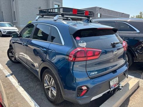Used 2020 Kia Niro LXS FWD image 6