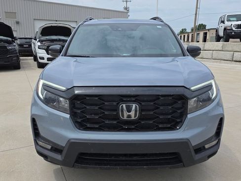 Used 2022 Honda Passport Elite image 8