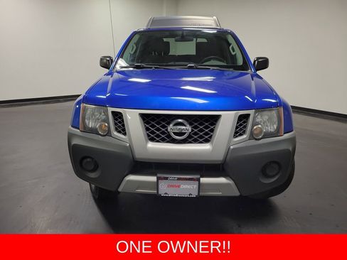 Used 2015 Nissan Xterra S AWD/4WD image 2