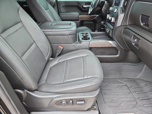Used 2022 GMC Sierra 2500 Denali w/ Denali Ultimate Package AWD/4WD image 22