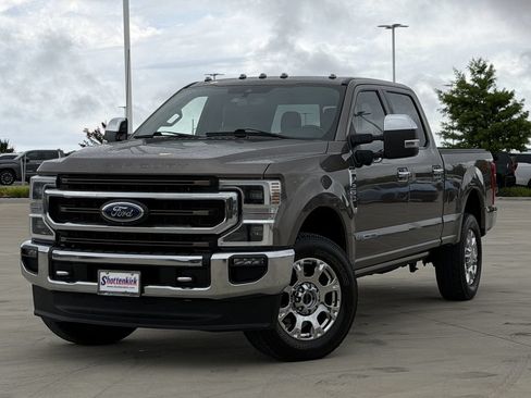 Used 2022 Ford F250 King Ranch w/ King Ranch Ultimate Package AWD/4WD image 2