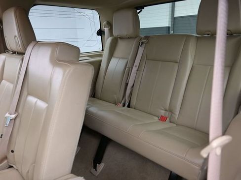 Used 2012 Ford Expedition XLT RWD image 27